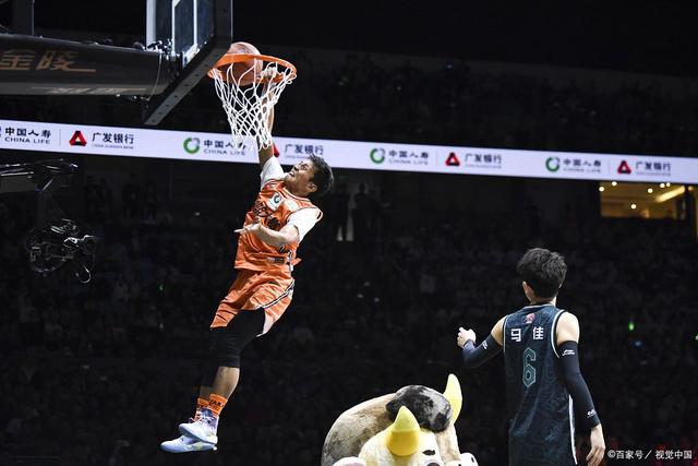 爱游戏官方网站-赛地聚焦——全明星赛转会期热度飙升，辽宁本钢门线救险，管理层满意，细节决定成败的简单介绍